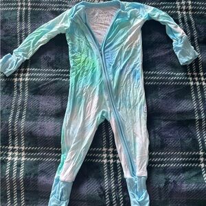 Little Sleepies 0-3 month zippy